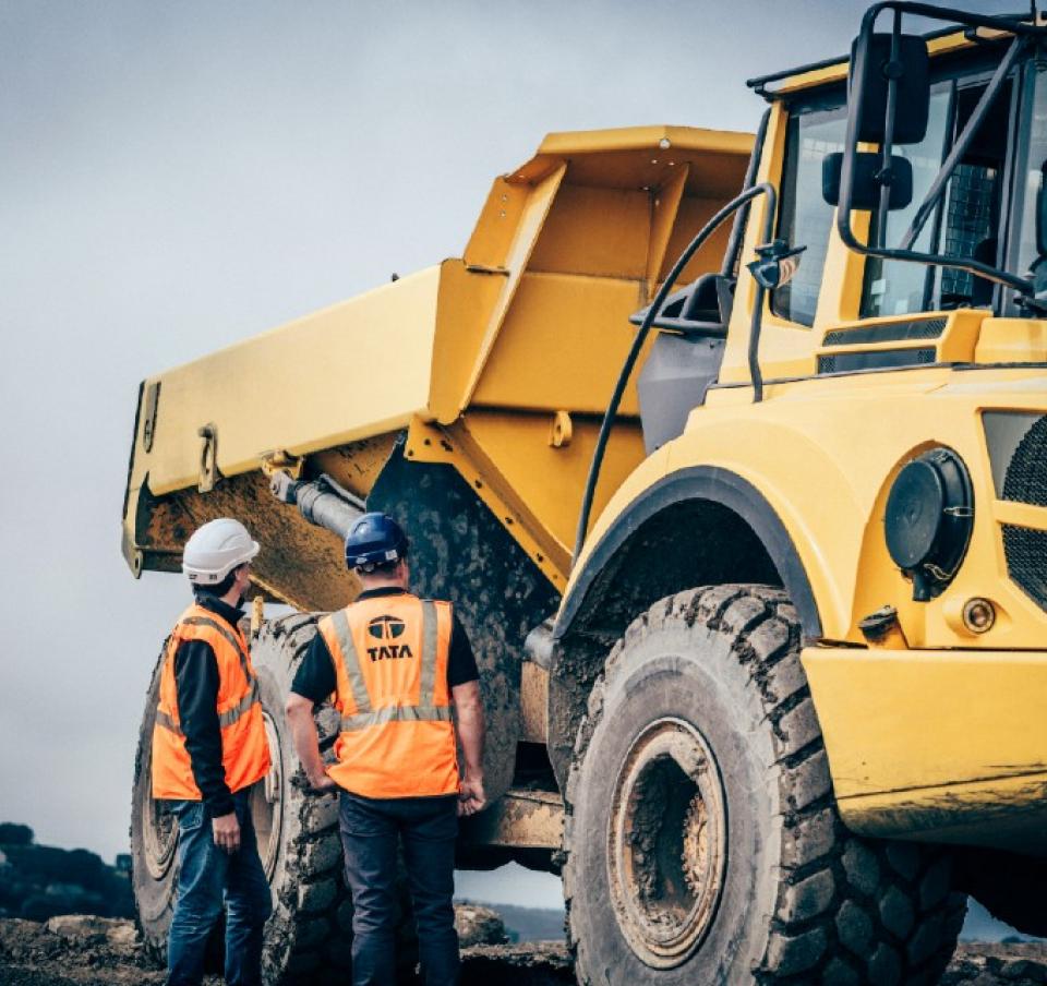 construction equipment-lorry-heavy vehicles